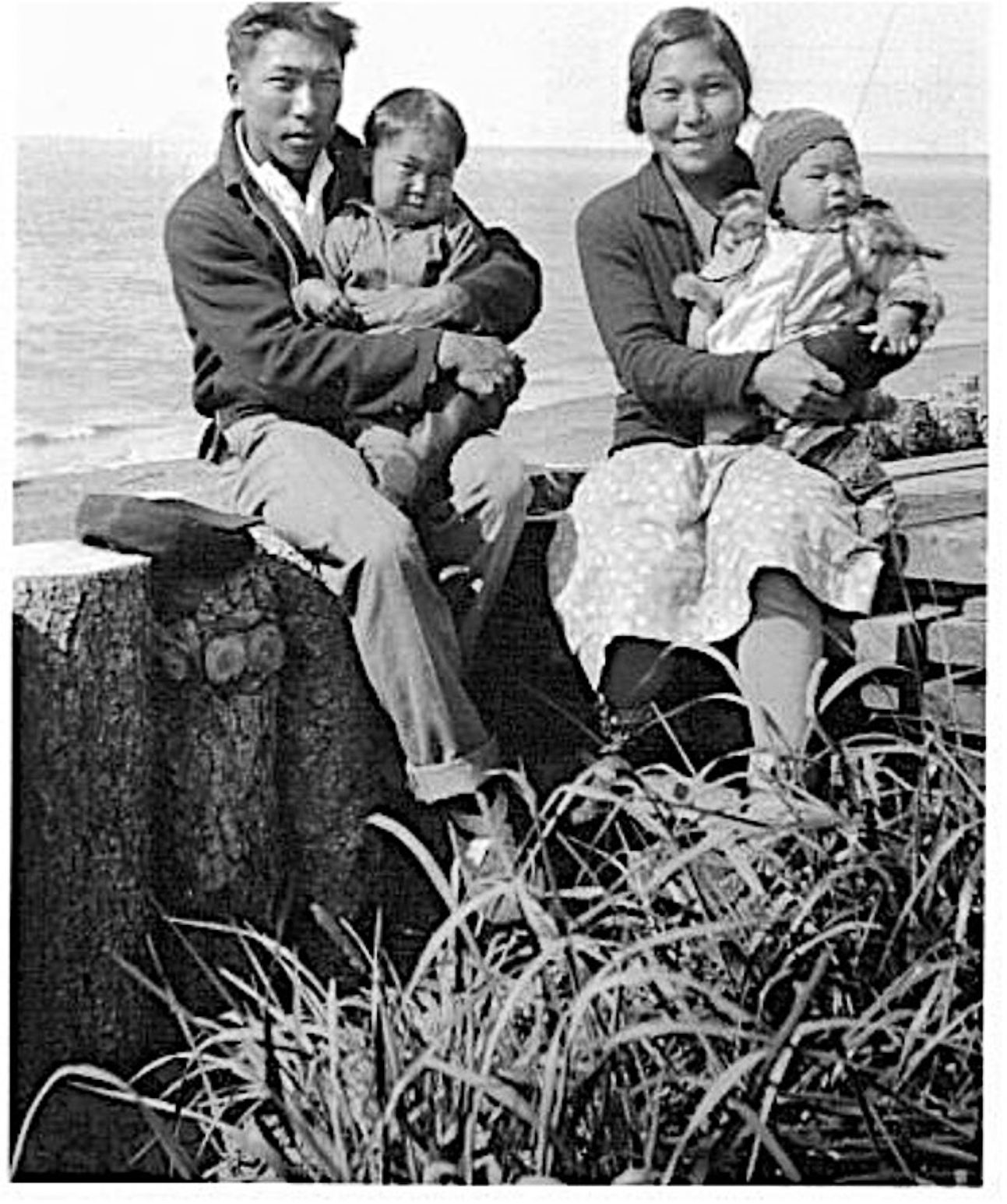 FrostBrita-2024Historical-Big Mama and appah about 1938-1 FrostBrita-2024Historical-Big Mama and appah about 1938-1